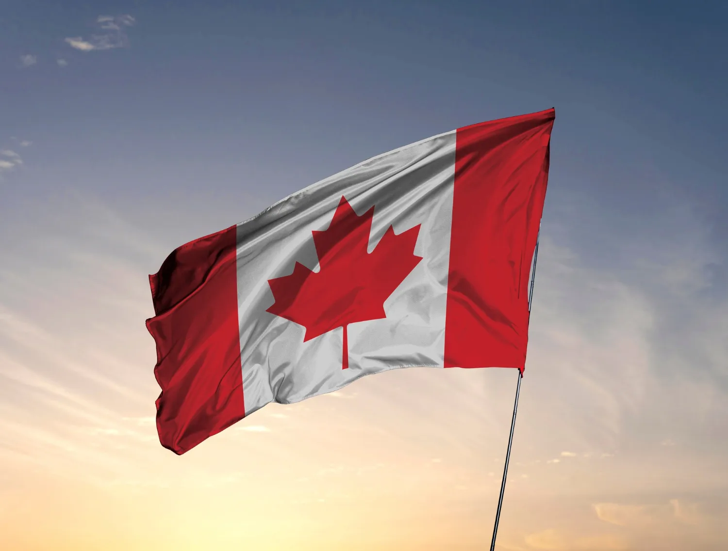 Bandeira canadense agitada representando o ECA
